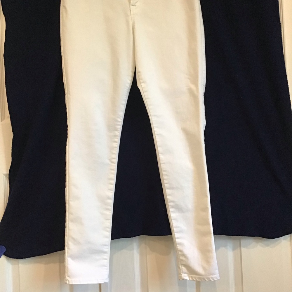 Old Navy White Rockstar Jeans Size 14 Long - Picture 9 of 9